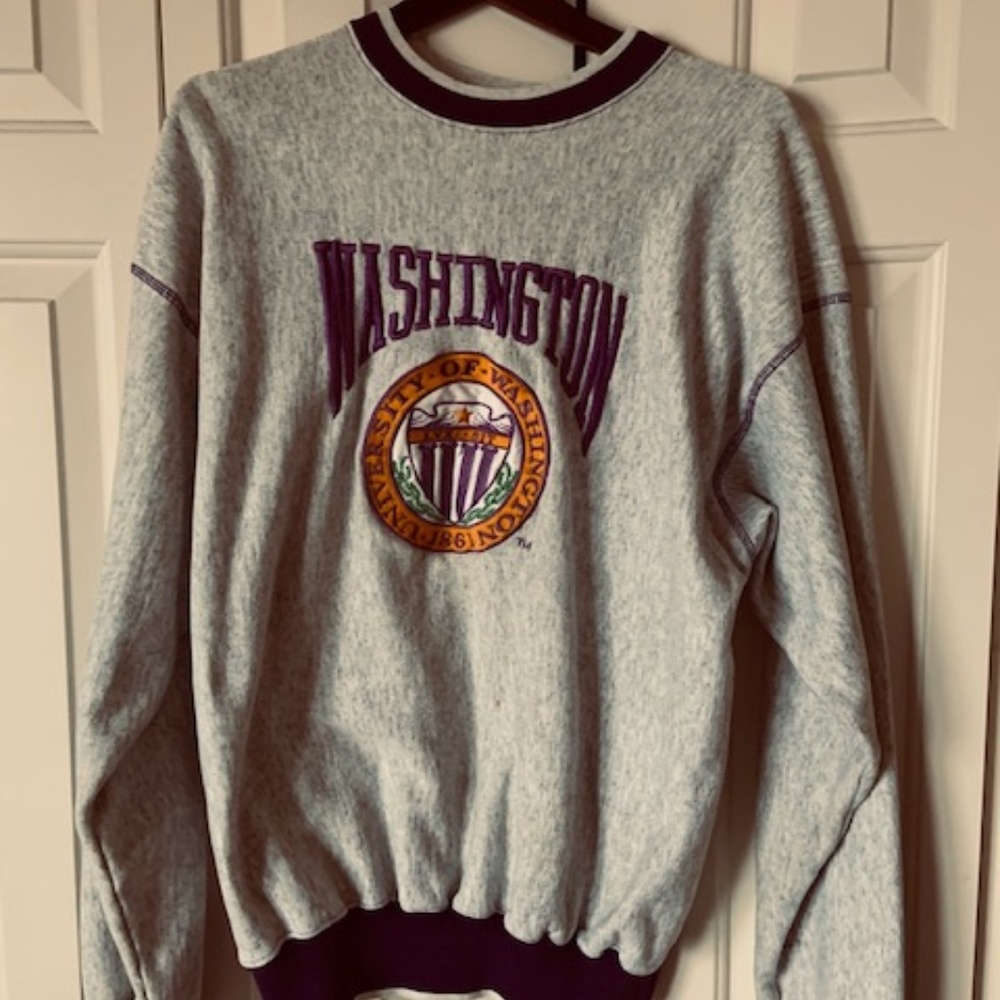 THE GAME UNIVERSITY OF WASHINGTON SWEATER